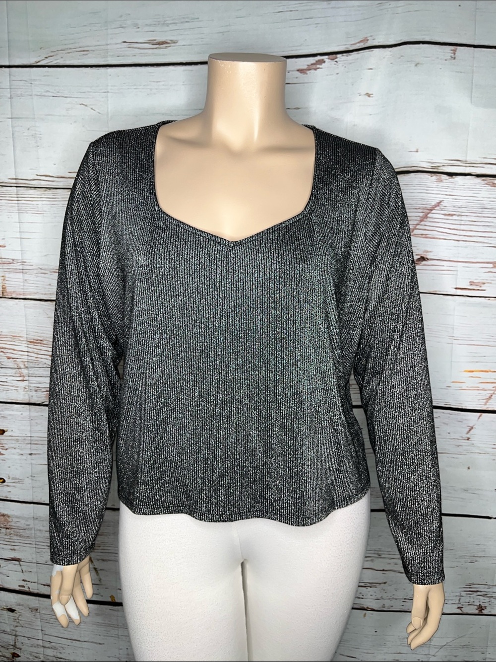 Old Navy Size 3X Black - Metallic Silver Long Sleeve Ribbed Knit Crop Top